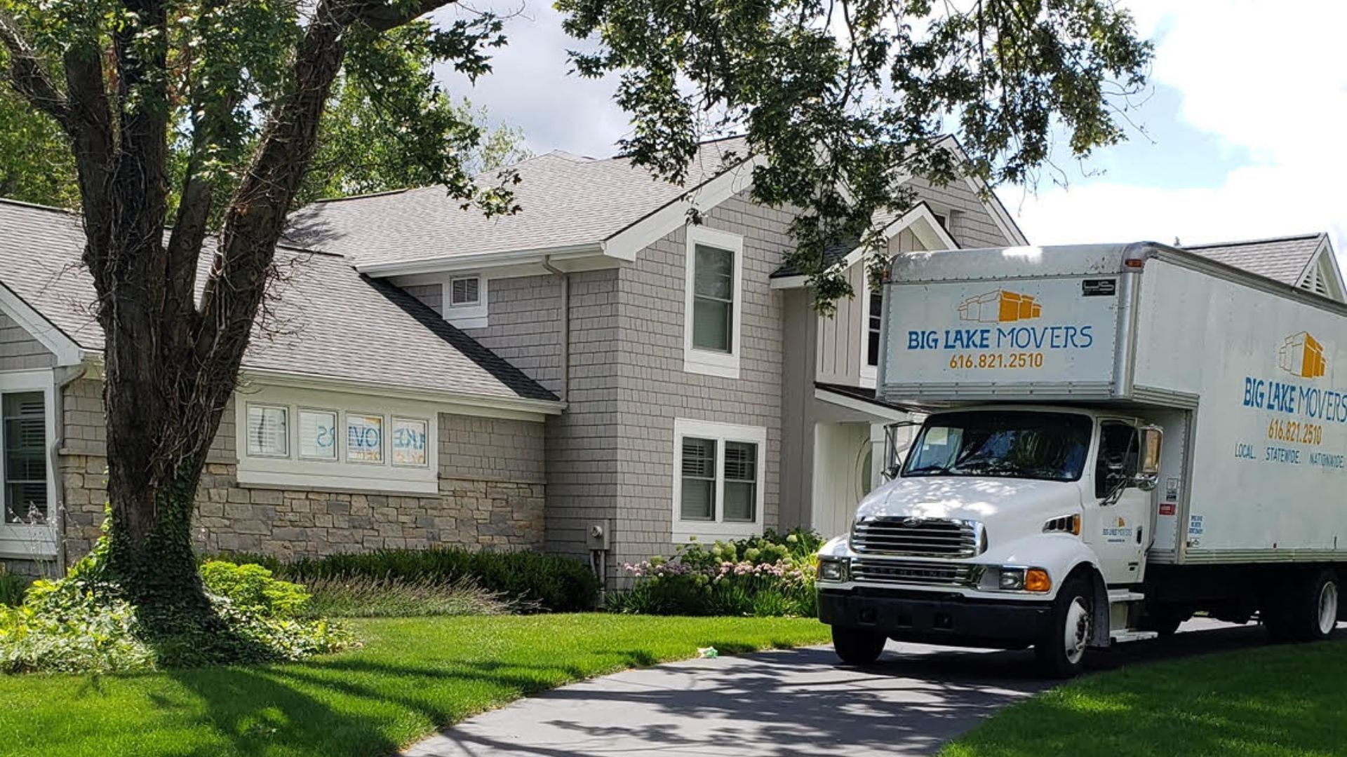 best fit movers moving truck
