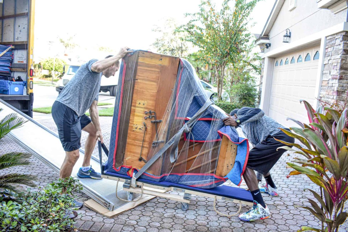 Grand Rapids piano movers
